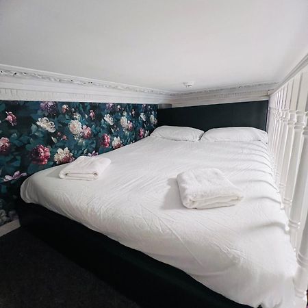 F5- Mezzanine Studio Fits 3 Near Paddington Londen Buitenkant foto