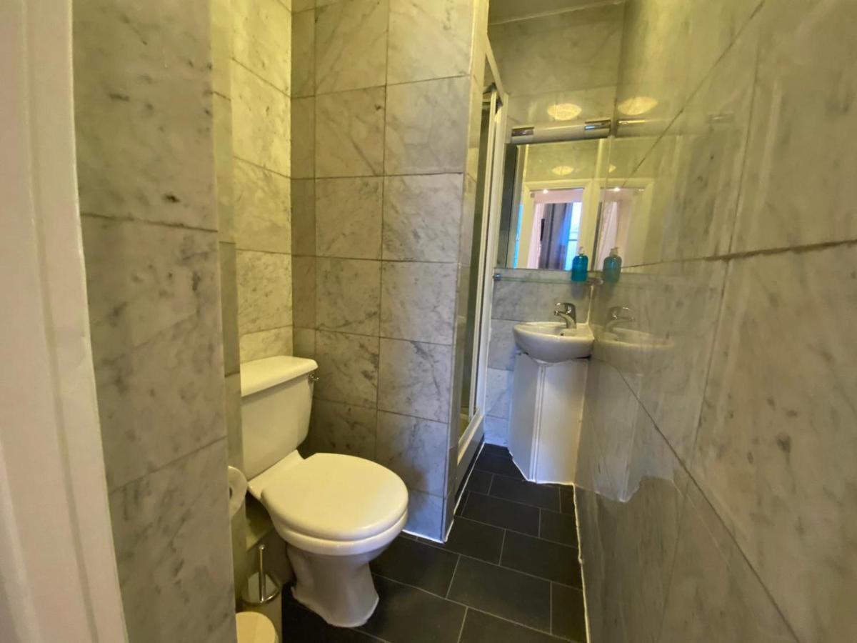 F5- Mezzanine Studio Fits 3 Near Paddington Londen Buitenkant foto