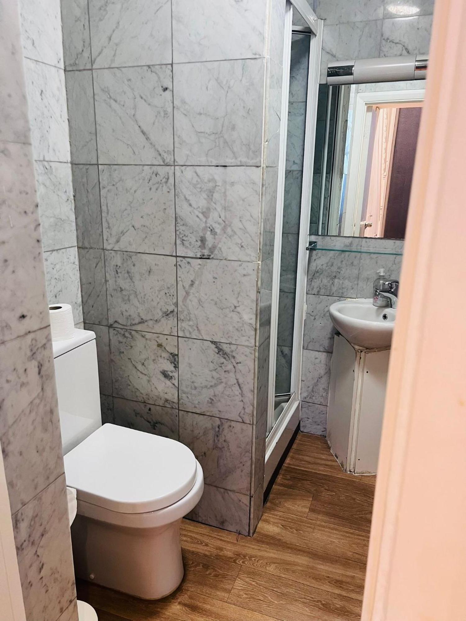 F5- Mezzanine Studio Fits 3 Near Paddington Londen Buitenkant foto